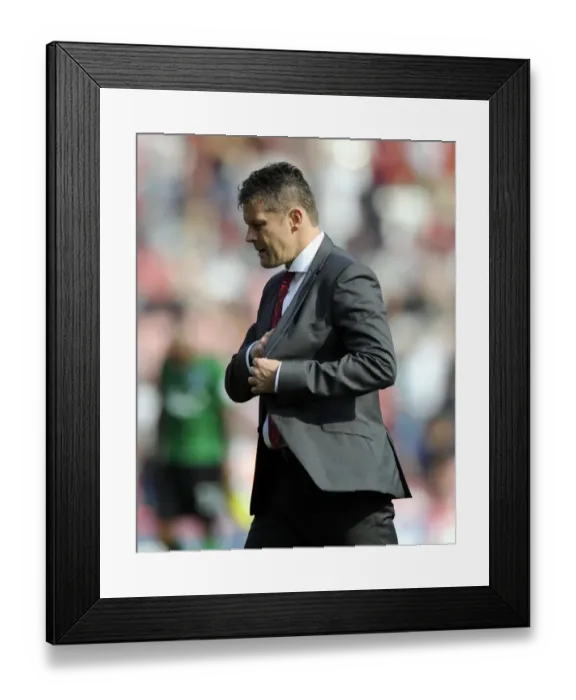 Framed Print : Steve Cotterill Leads Bristol City in Sky Bet League One Clash Against Scunthorpe United, September 2014 Framed Print : Steve Cotterill Leads Bristol City in Sky Bet League One Clash Against Scunthorpe United, September 2014
