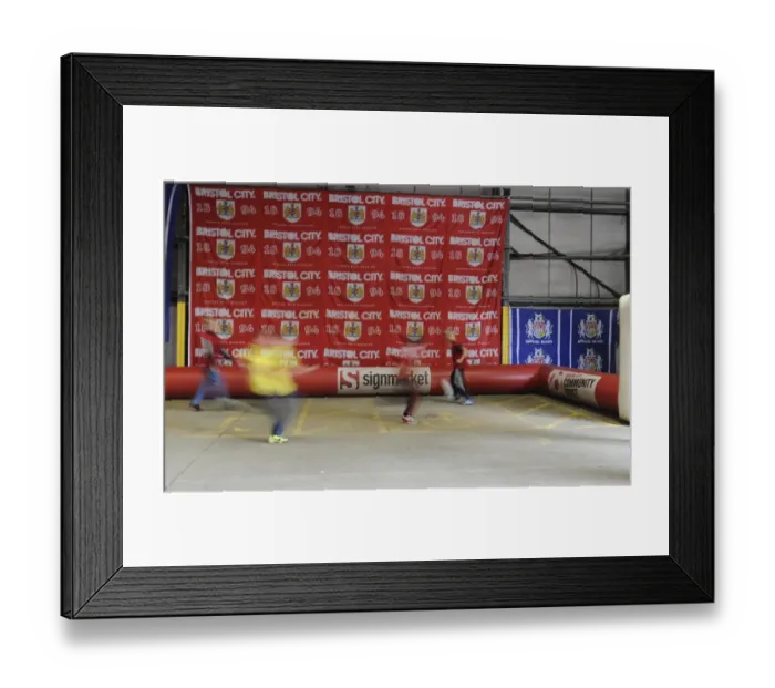 Framed Print : Bristol City vs Scunthorpe United: Sky Bet League One Clash at Ashton Gate - September 6, 2014 Framed Print : Bristol City vs Scunthorpe United: Sky Bet League One Clash at Ashton Gate - September 6, 2014