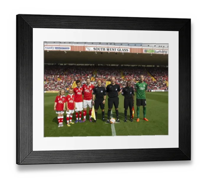 Framed Print : Football Rivalry: Bristol City vs Scunthorpe United at Ashton Gate, September 2014 - A Clash of Colors in Sky Bet League One
