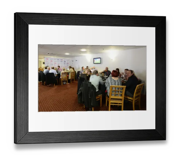 Framed Print : Football Rivalry at Ashton Gate: Bristol City vs Scunthorpe United Framed Print : Football Rivalry at Ashton Gate: Bristol City vs Scunthorpe United