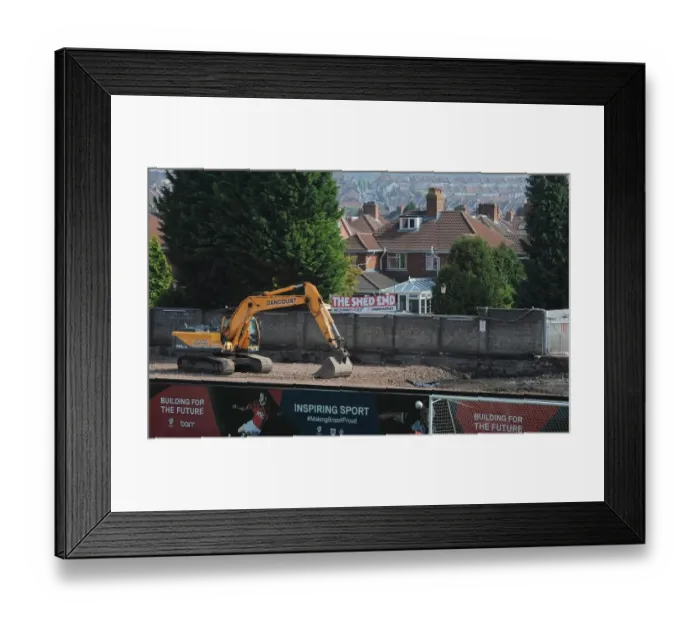 Framed Print : Bristol City vs Scunthorpe United Rivalry: A Football Showdown at Ashton Gate, September 6, 2014 - East End's Energetic Atmosphere (Joe Meredith / JMP)
