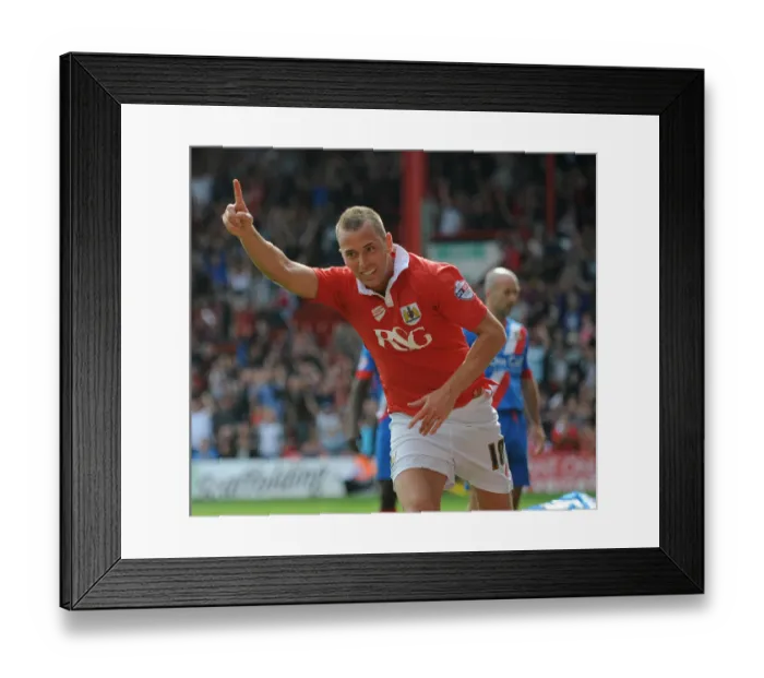 Framed Print : Aaron Wilbraham's Euphoric Goal Celebration: Bristol City vs. Doncaster Rovers, Sky Bet League One (September 13, 2014) Framed Print : Aaron Wilbraham's Euphoric Goal Celebration: Bristol City vs. Doncaster Rovers, Sky Bet League One (September 13, 2014)