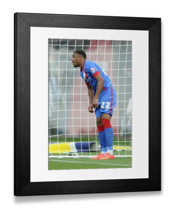 Framed Print : Dejected Doncaster Player Reece Wabara as Bristol City Scores Third Goal Framed Print : Dejected Doncaster Player Reece Wabara as Bristol City Scores Third Goal