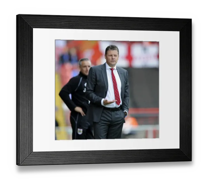 Framed Print : Steve Cotterill: Leading the Charge for Bristol City at Ashton Gate Framed Print : Steve Cotterill: Leading the Charge for Bristol City at Ashton Gate