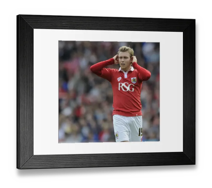 Framed Print : Bristol City's Luke Freeman in Action Against Doncaster Rovers, Sky Bet League One, September 13, 2014 Framed Print : Bristol City's Luke Freeman in Action Against Doncaster Rovers, Sky Bet League One, September 13, 2014