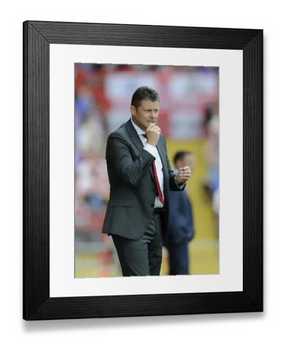 Framed Print : Steve Cotterill in Action: Leading Bristol City at Ashton Gate Framed Print : Steve Cotterill in Action: Leading Bristol City at Ashton Gate