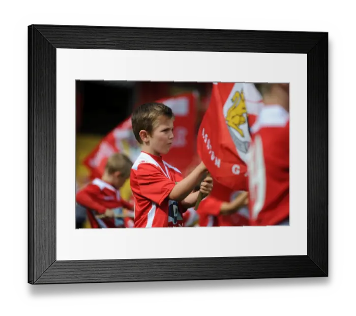 Framed Print : Bristol City Football Club: Flagbearer and Guard of Honor at Ashton Gate - Bristol City vs Doncaster Rovers, Sky Bet League One Framed Print : Bristol City Football Club: Flagbearer and Guard of Honor at Ashton Gate - Bristol City vs Doncaster Rovers, Sky Bet League One