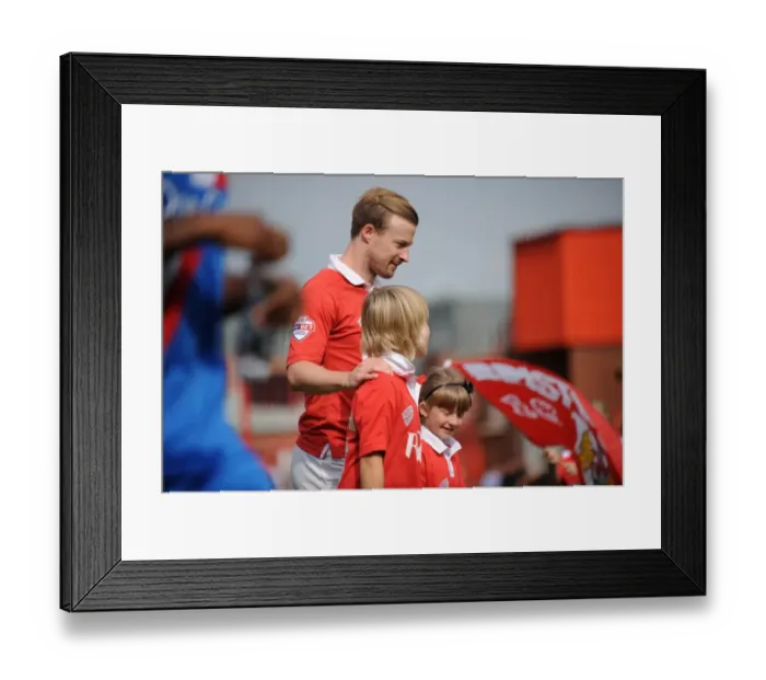 Framed Print : Bristol City vs Doncaster Rovers: Sky Bet League One Clash at Ashton Gate (September 13, 2014)