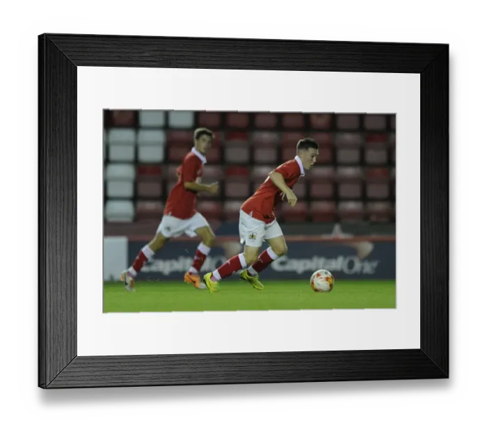 Framed Print : Bristol City U21s: Jamie Horgan in Action Framed Print : Bristol City U21s: Jamie Horgan in Action