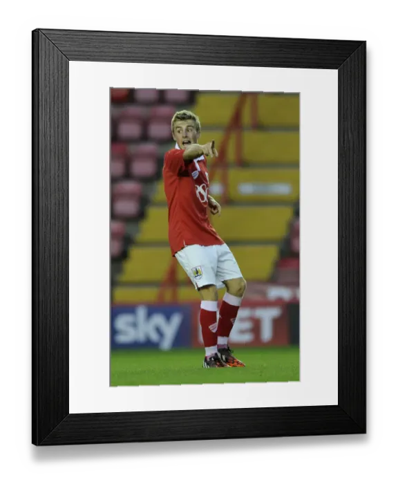 Framed Print : Joe Morrell in Action: Bristol City U21s vs Crystal Palace U21s at Ashton Gate Framed Print : Joe Morrell in Action: Bristol City U21s vs Crystal Palace U21s at Ashton Gate