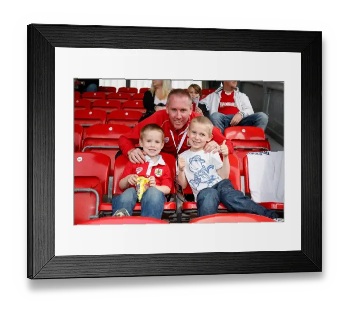 Framed Print : Bristol City's Head of Communications Adam Baker and His Children Enjoy Fleetwood Town Match Day Framed Print : Bristol City's Head of Communications Adam Baker and His Children Enjoy Fleetwood Town Match Day