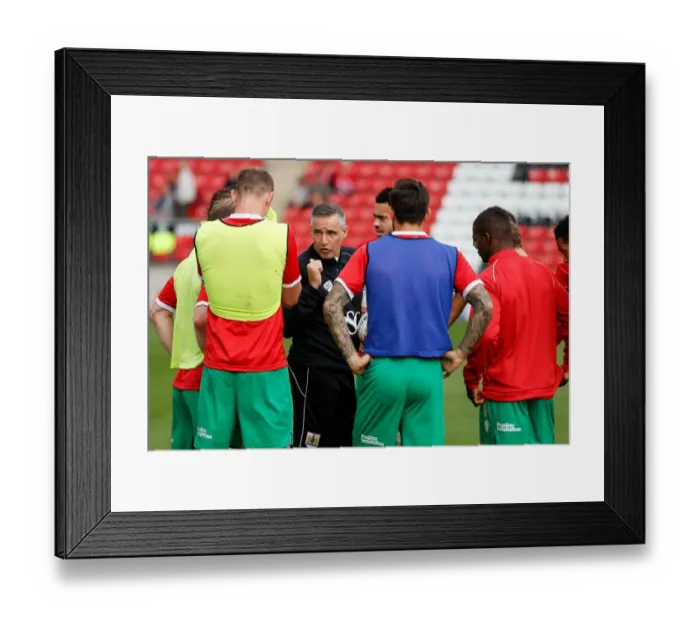 Framed Print : Bristol City Players Gear Up for Fleetwood Town Showdown, 2014