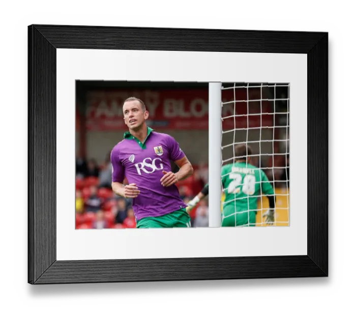 Framed Print : Aaron Wilbraham's Intense Focus: Fleetwood Town vs. Bristol City, 2014 Framed Print : Aaron Wilbraham's Intense Focus: Fleetwood Town vs. Bristol City, 2014