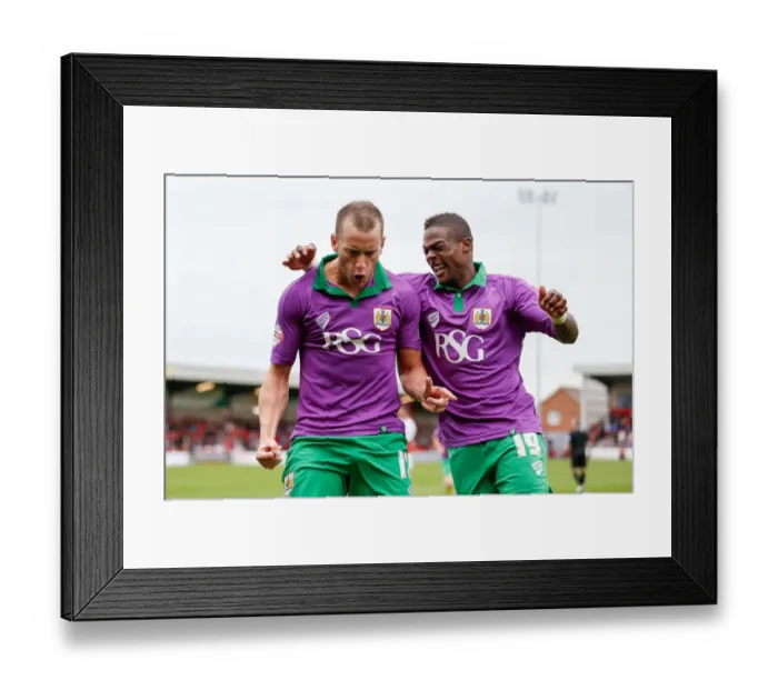 Framed Print : League 1 Rivalry: Fleetwood Town vs. Bristol City at Highbury Stadium