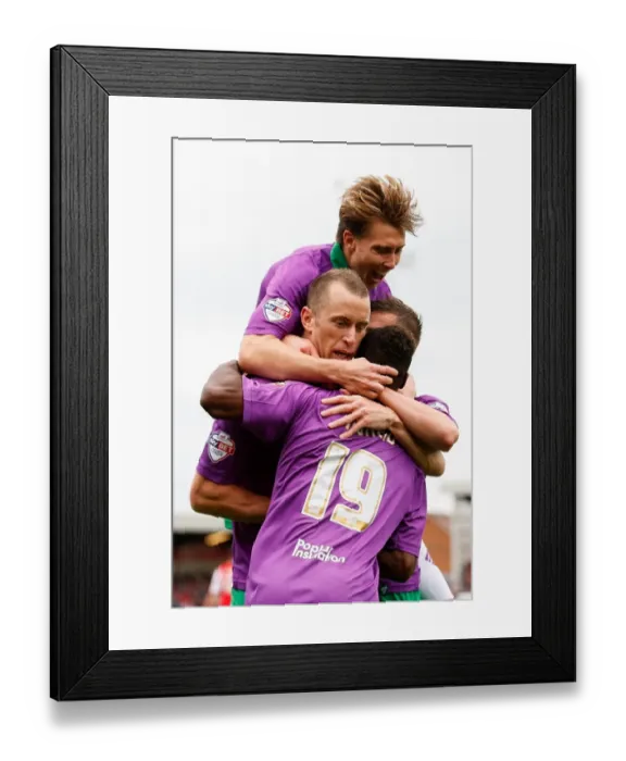 Framed Print : Bristol City's Wilbraham and Agard Celebrate Goals Against Fleetwood Town, 2014 Framed Print : Bristol City's Wilbraham and Agard Celebrate Goals Against Fleetwood Town, 2014