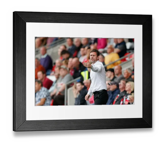 Framed Print : Graham Alexander in Action: Fleetwood Town vs. Bristol City, 2014