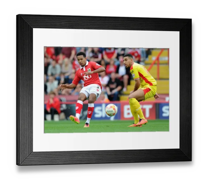 Framed Print : Bristol City's Korey Smith in Action Against MK Dons, Sky Bet League One, September 2014 Framed Print : Bristol City's Korey Smith in Action Against MK Dons, Sky Bet League One, September 2014