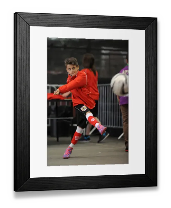 Framed Print : Bristol City vs MK Dons: A Football Rivalry in Sky Bet League One at Ashton Gate (September 2014) Framed Print : Bristol City vs MK Dons: A Football Rivalry in Sky Bet League One at Ashton Gate (September 2014)