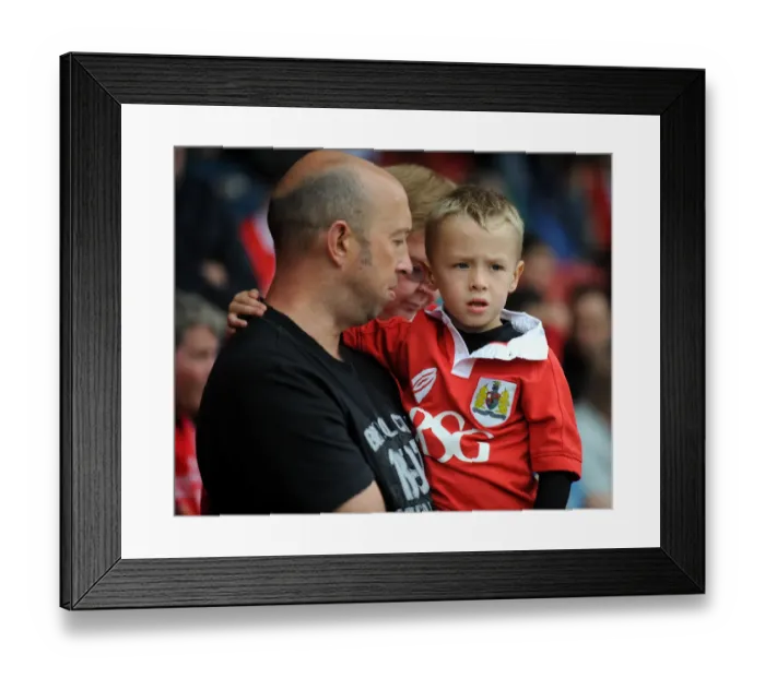 Framed Print : Bristol City Fans in Full Force at Ashton Gate: Bristol City vs MK Dons, Sky Bet League One