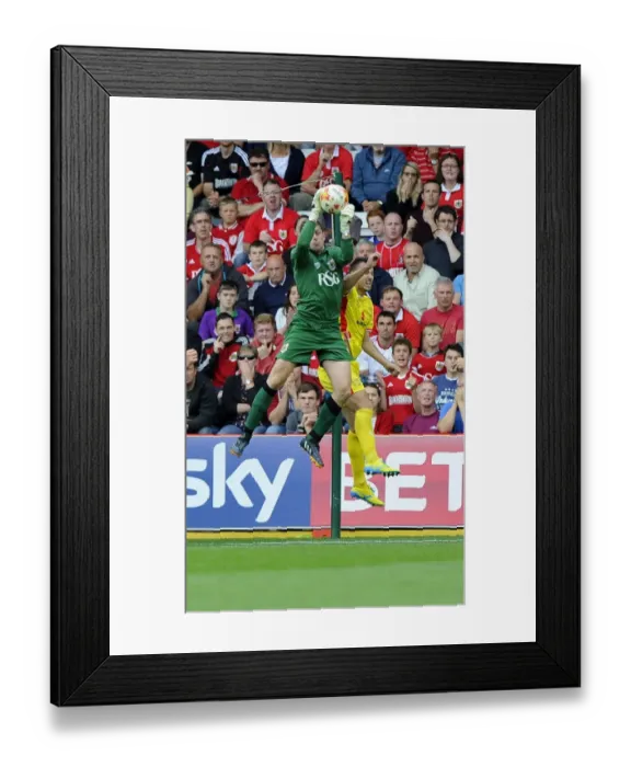 Framed Print : Bristol City Goalkeeper Frank Fielding Saves High Ball vs MK Dons (September 2014) Framed Print : Bristol City Goalkeeper Frank Fielding Saves High Ball vs MK Dons (September 2014)