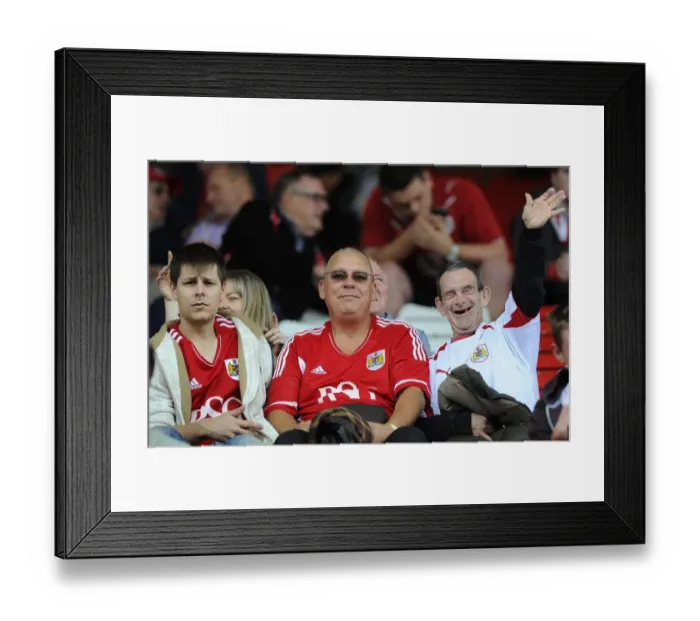 Framed Print : Bristol City vs MK Dons Clash in Sky Bet League One at Ashton Gate (September 2014) Framed Print : Bristol City vs MK Dons Clash in Sky Bet League One at Ashton Gate (September 2014)