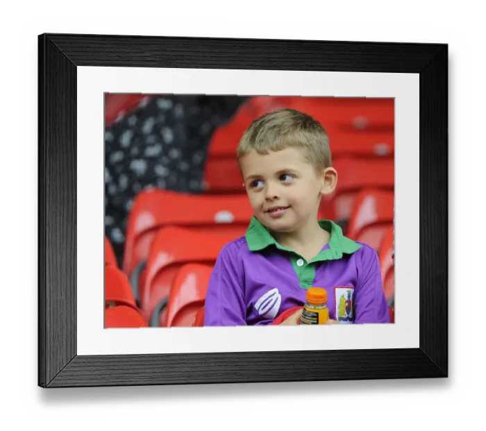 Framed Print : Bristol City vs MK Dons Clash in Sky Bet League One (September 2014)