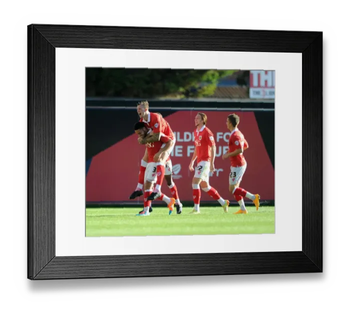 Framed Print : Bristol City Celebrates Win Against Chesterfield: Derrick Williams Goal Framed Print : Bristol City Celebrates Win Against Chesterfield: Derrick Williams Goal