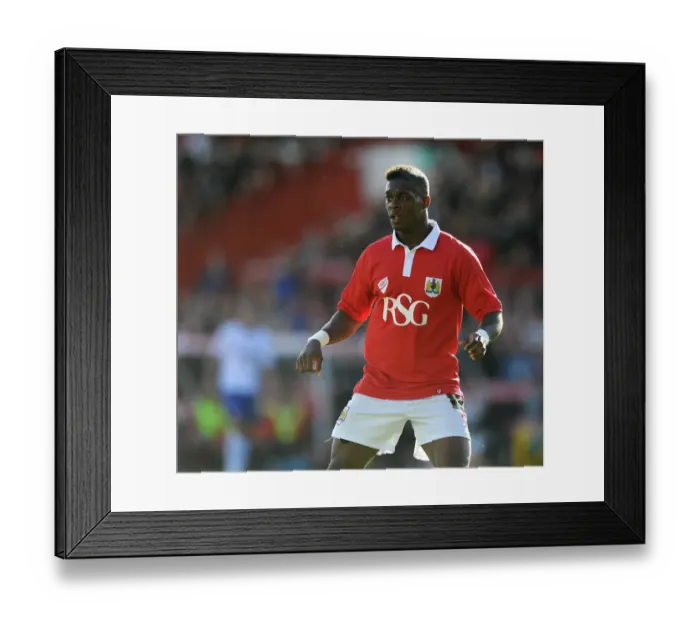 Framed Print : Bristol City's Kieran Agard in Action Against Chesterfield, Sky Bet League One, 2014 Framed Print : Bristol City's Kieran Agard in Action Against Chesterfield, Sky Bet League One, 2014
