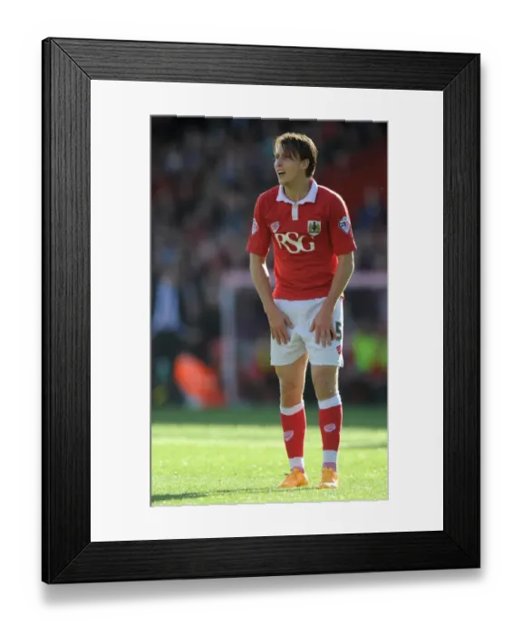Framed Print : Bristol City vs Chesterfield: Luke Freeman in Action at Ashton Gate, Sky Bet League One Framed Print : Bristol City vs Chesterfield: Luke Freeman in Action at Ashton Gate, Sky Bet League One