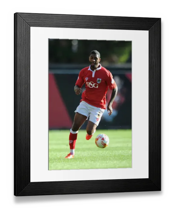 Framed Print : Bristol City vs Chesterfield: Mark Little in Action at Ashton Gate, Sky Bet League One Framed Print : Bristol City vs Chesterfield: Mark Little in Action at Ashton Gate, Sky Bet League One