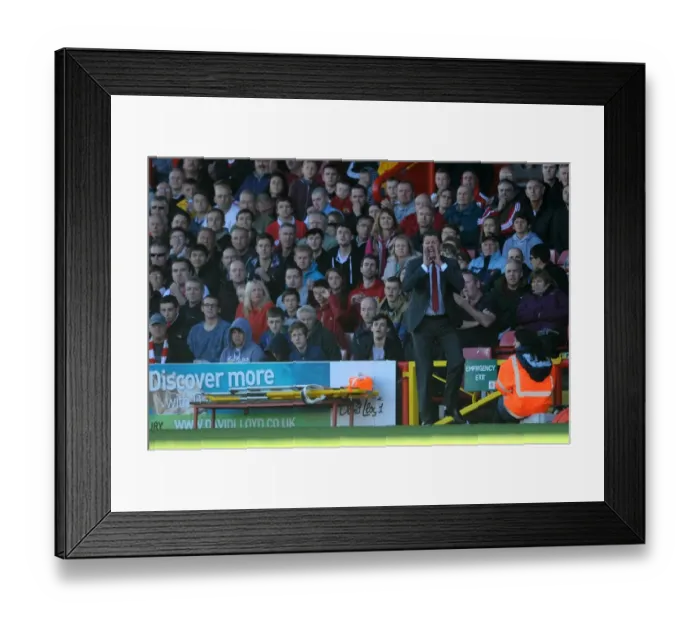 Framed Print : Steve Cotterill Leads Bristol City in Sky Bet League One Match Against Chesterfield Framed Print : Steve Cotterill Leads Bristol City in Sky Bet League One Match Against Chesterfield