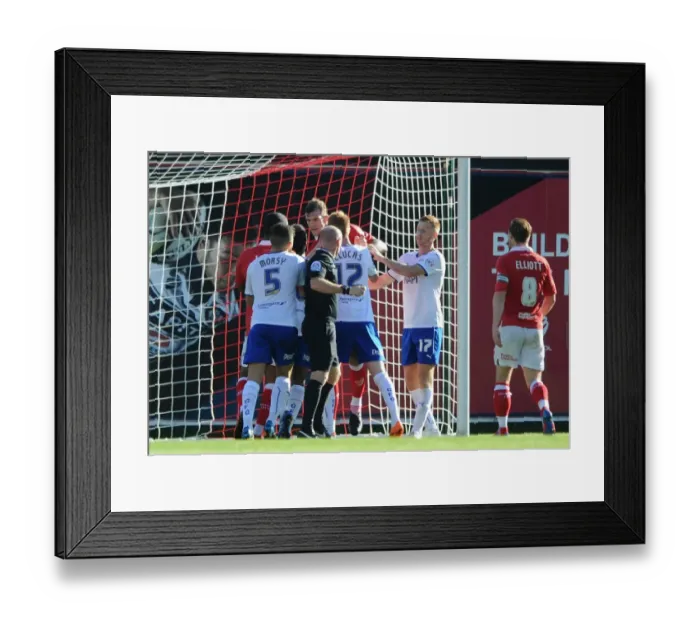 Framed Print : Bristol City vs Chesterfield: Intense Moment Between Aden Flint and Sam Clucas Framed Print : Bristol City vs Chesterfield: Intense Moment Between Aden Flint and Sam Clucas