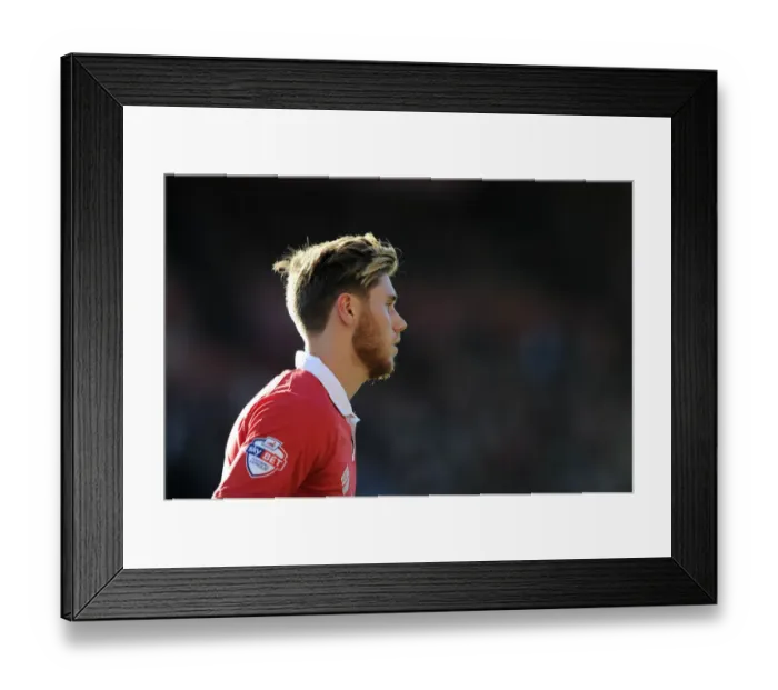 Framed Print : Bristol City vs Chesterfield: Wes Burns in Action at Ashton Gate, Sky Bet League One Framed Print : Bristol City vs Chesterfield: Wes Burns in Action at Ashton Gate, Sky Bet League One