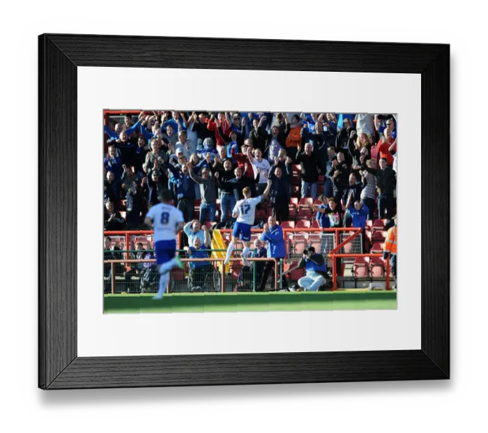 Framed Print : Bristol City's Eoin Doyle Celebrates Goal Against Chesterfield in Sky Bet League One Framed Print : Bristol City's Eoin Doyle Celebrates Goal Against Chesterfield in Sky Bet League One