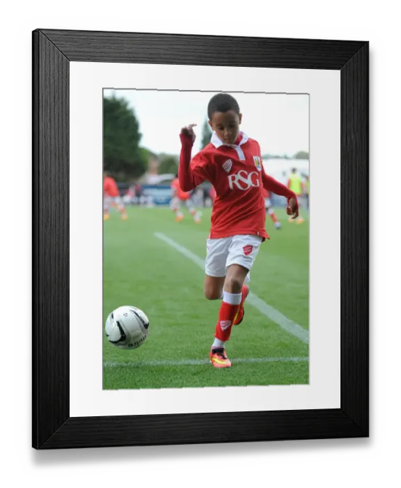 Framed Print : Bristol City vs Chesterfield Rivalry: A Football Battle at Ashton Gate, October 11, 2014 - Dougie Allward / JMP Framed Print : Bristol City vs Chesterfield Rivalry: A Football Battle at Ashton Gate, October 11, 2014 - Dougie Allward / JMP