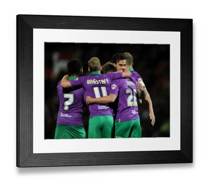 Framed Print : Bristol City's Wes Burns Scores Thrilling Goal Against Cheltenham Town in Johnstone's Paint Trophy Framed Print : Bristol City's Wes Burns Scores Thrilling Goal Against Cheltenham Town in Johnstone's Paint Trophy