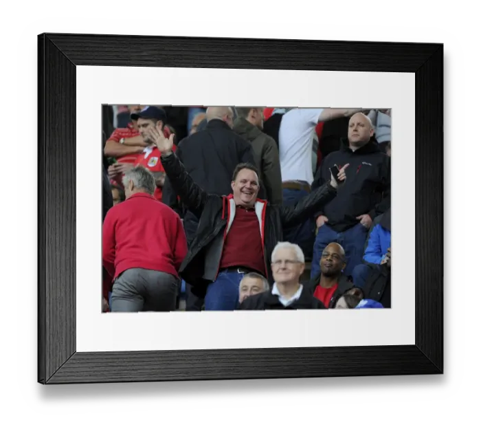 Framed Print : Bristol City Fans in Full Force at Coventry's Ricoh Arena, October 2014 Framed Print : Bristol City Fans in Full Force at Coventry's Ricoh Arena, October 2014