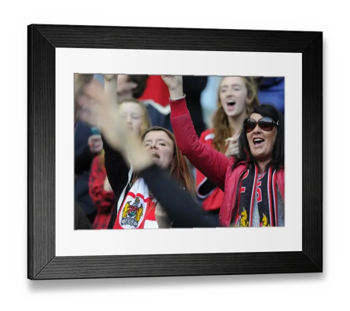 Framed Print : Bristol City Fans in Full Force at Ricoh Arena: Sky Bet League One Clash (Coventry City v Bristol City)