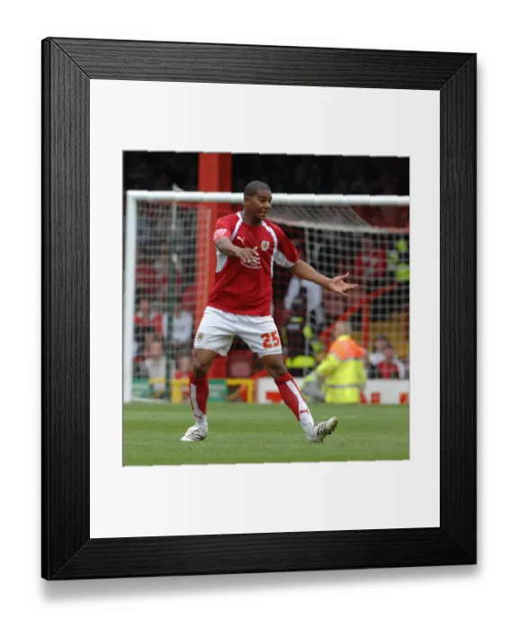 Framed Print : Marvin Elliott Framed Print : Marvin Elliott