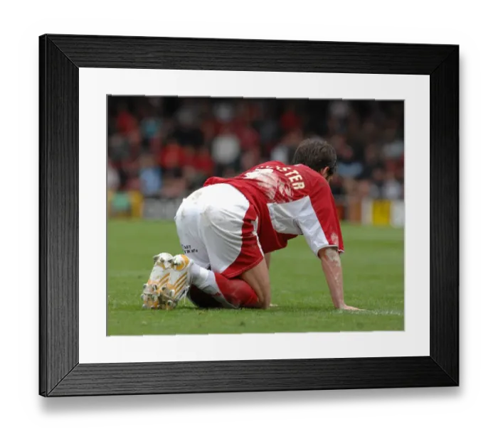 Framed Print : Jamie McAllister: In the Thick of the Bristol City vs Preston North End Rivalry Framed Print : Jamie McAllister: In the Thick of the Bristol City vs Preston North End Rivalry