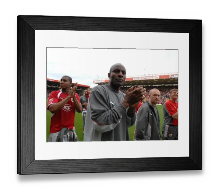 Framed Print : Dele Adebola Scores for Bristol City Against Preston North End Framed Print : Dele Adebola Scores for Bristol City Against Preston North End