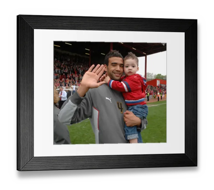 Framed Print : Liam Fontaine Framed Print : Liam Fontaine