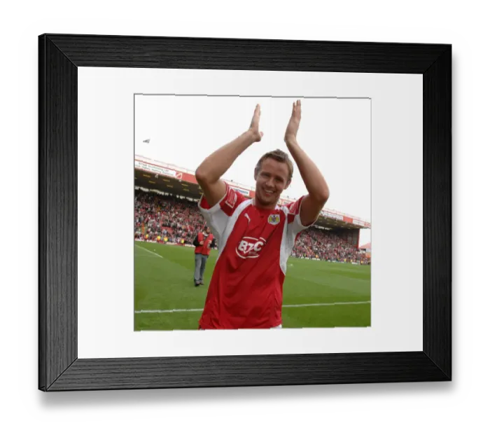 Framed Print : Thrilling Showdown: Lee Trundle vs Preston North End at Bristol City Framed Print : Thrilling Showdown: Lee Trundle vs Preston North End at Bristol City