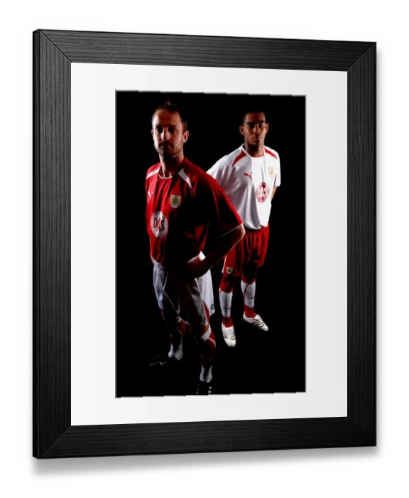 Framed Print : Bristol City FC: New Kit Reveal - Team Portraits Framed Print : Bristol City FC: New Kit Reveal - Team Portraits