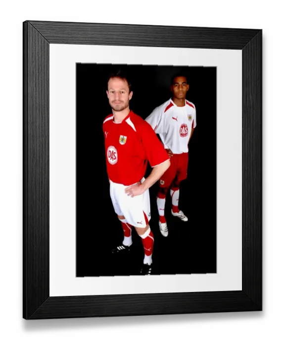 Framed Print : Bristol City FC: New Kit Portraits Reveal