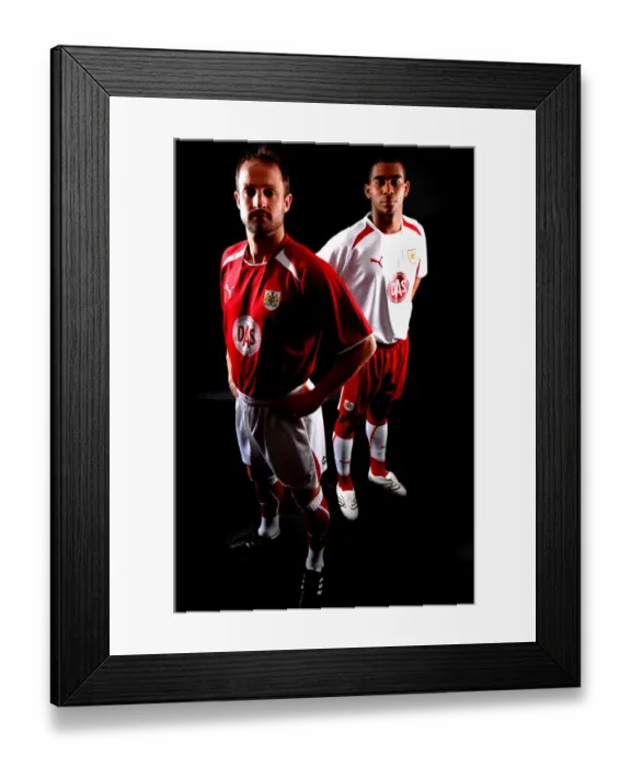 Framed Print : Bristol City FC: New Kit Unveiling - Portraits