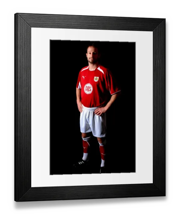 Framed Print : Bristol City FC: New Kit Portraits Unveiled