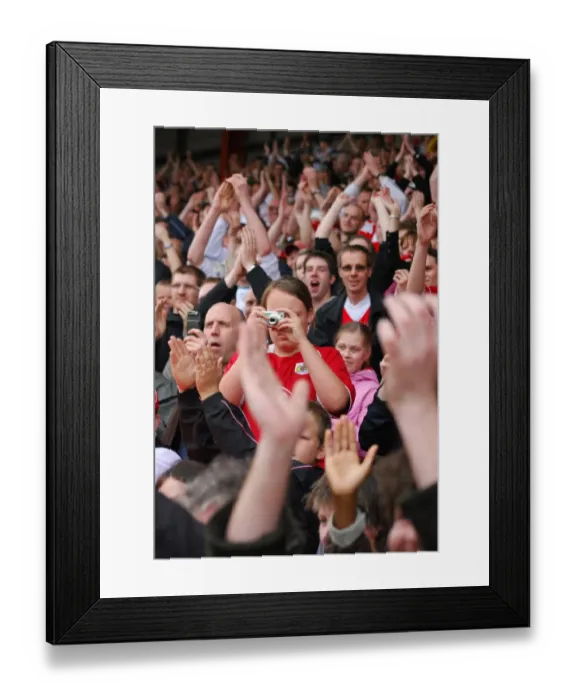 Framed Print : Bristol City FC: Unwavering Passion of Devoted Fans