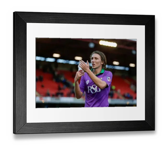 Framed Print : Bristol City's Luke Ayling Disappointed After 2-2 Draw vs Barnsley (October 2014) Framed Print : Bristol City's Luke Ayling Disappointed After 2-2 Draw vs Barnsley (October 2014)