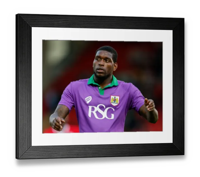 Framed Print : Bristol City's Jay Emmanuel-Thomas Disappointed After 2-2 Draw with Barnsley Framed Print : Bristol City's Jay Emmanuel-Thomas Disappointed After 2-2 Draw with Barnsley